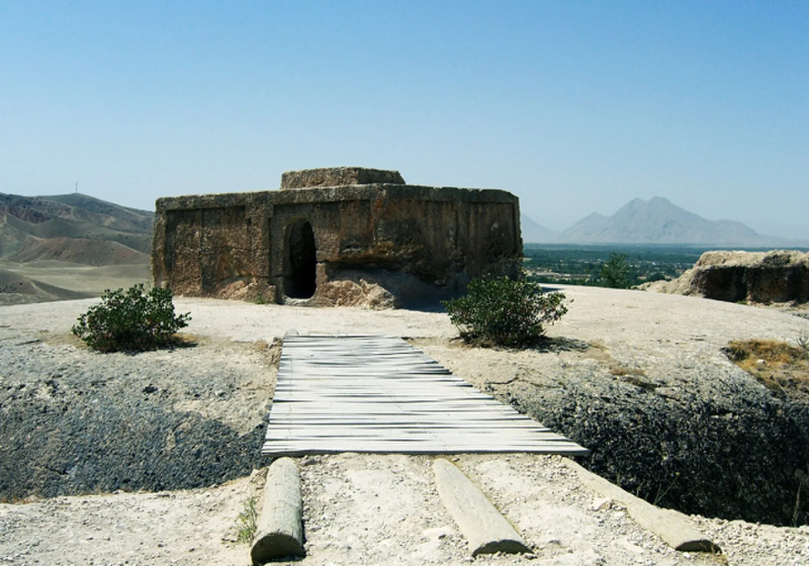 Takht-e Rostam